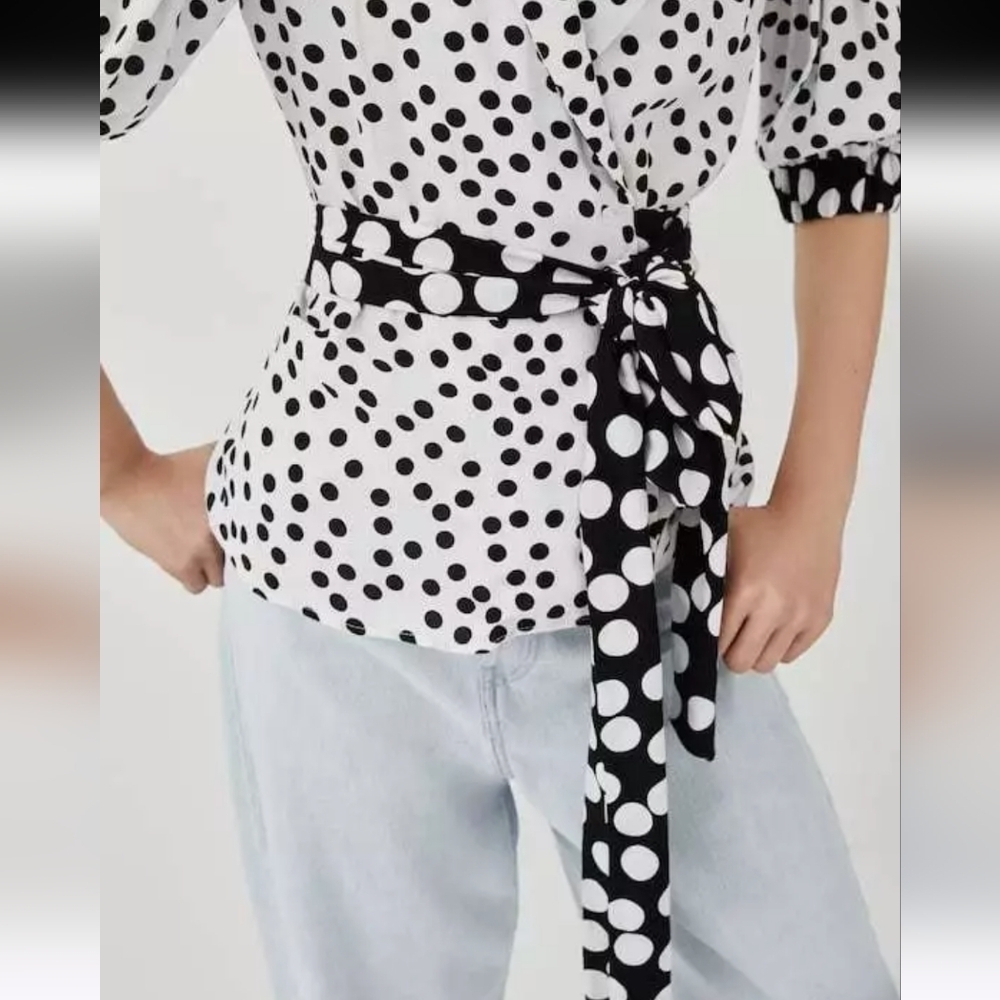 Zara TRF Viral Polka Dot Wrap Blouse with 3/4 Puff Sleeves - Picture 3 of 16